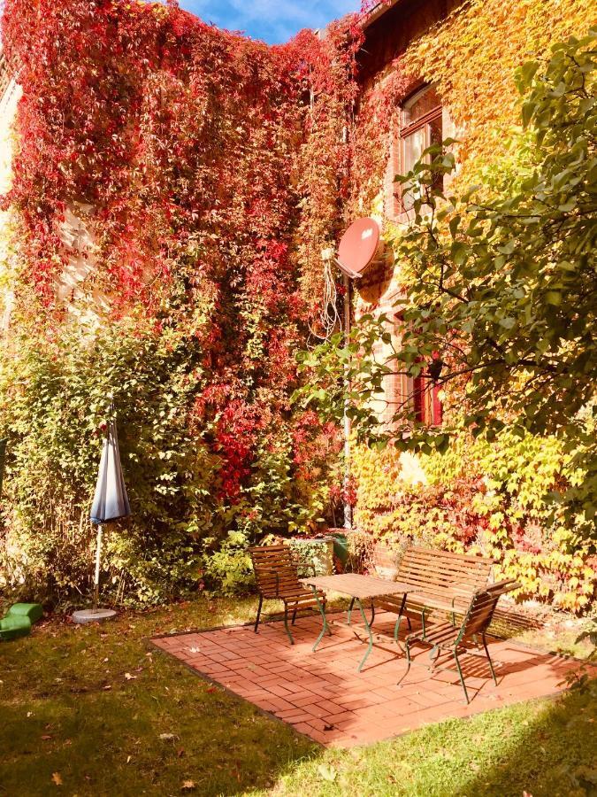 Ferienwohnung Huttenstrasse Halle Halle  ภายนอก รูปภาพ